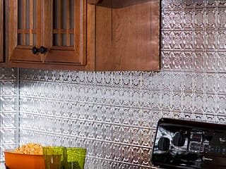 Fasade Backsplash - Traditional 6 in Brushed Aluminum