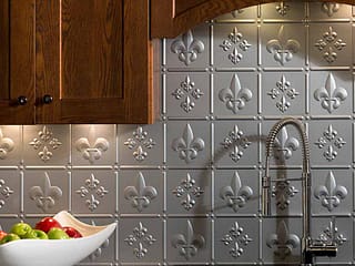 Fasade Backsplash - Fleur de lis in Argent Silver