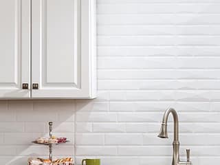 Fasade Backsplash - Vista in Matte White
