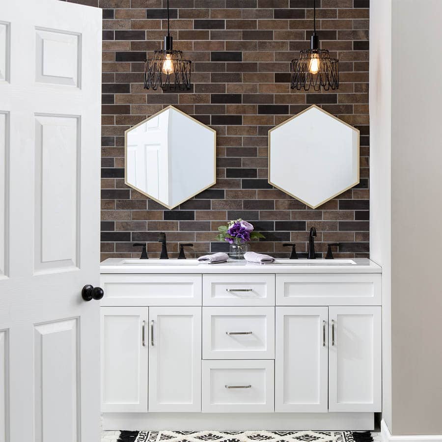 GUB05_glam1_090722_F