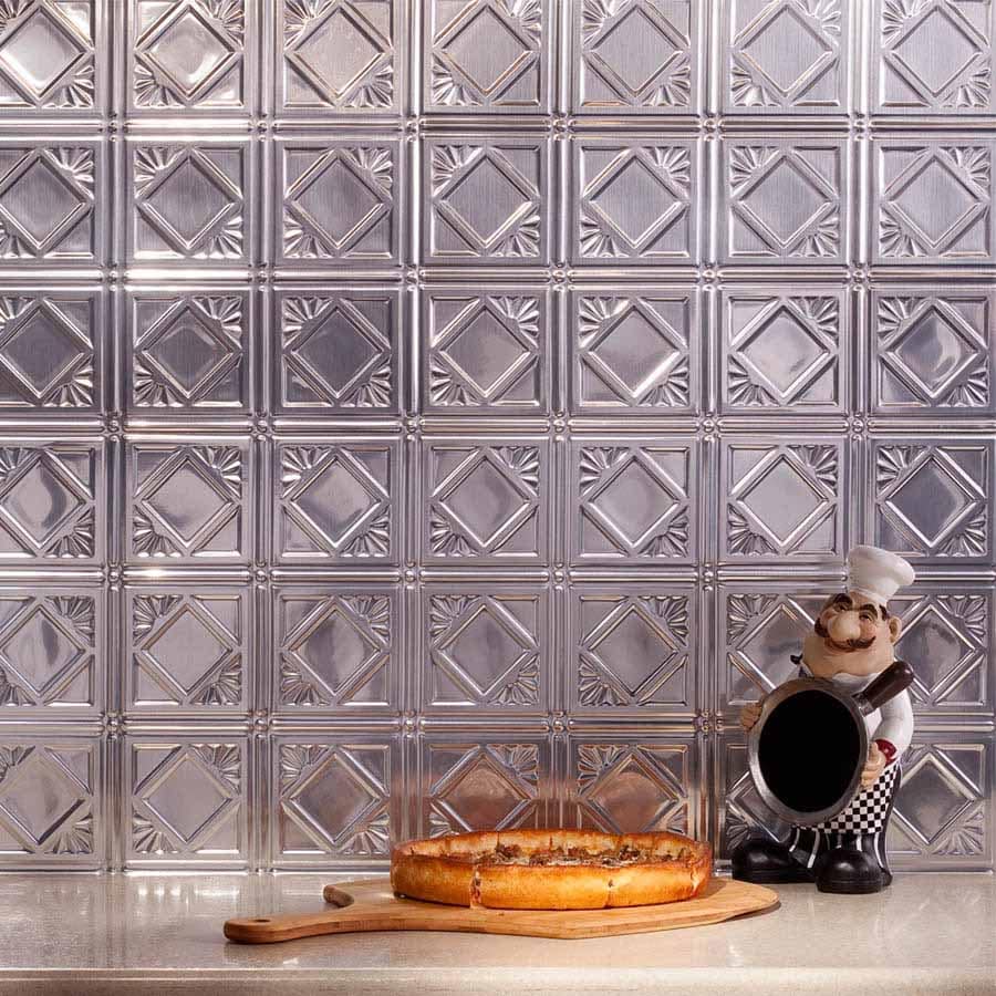 Fasade Backsplash - Traditional 4 in Brushed Aluminum