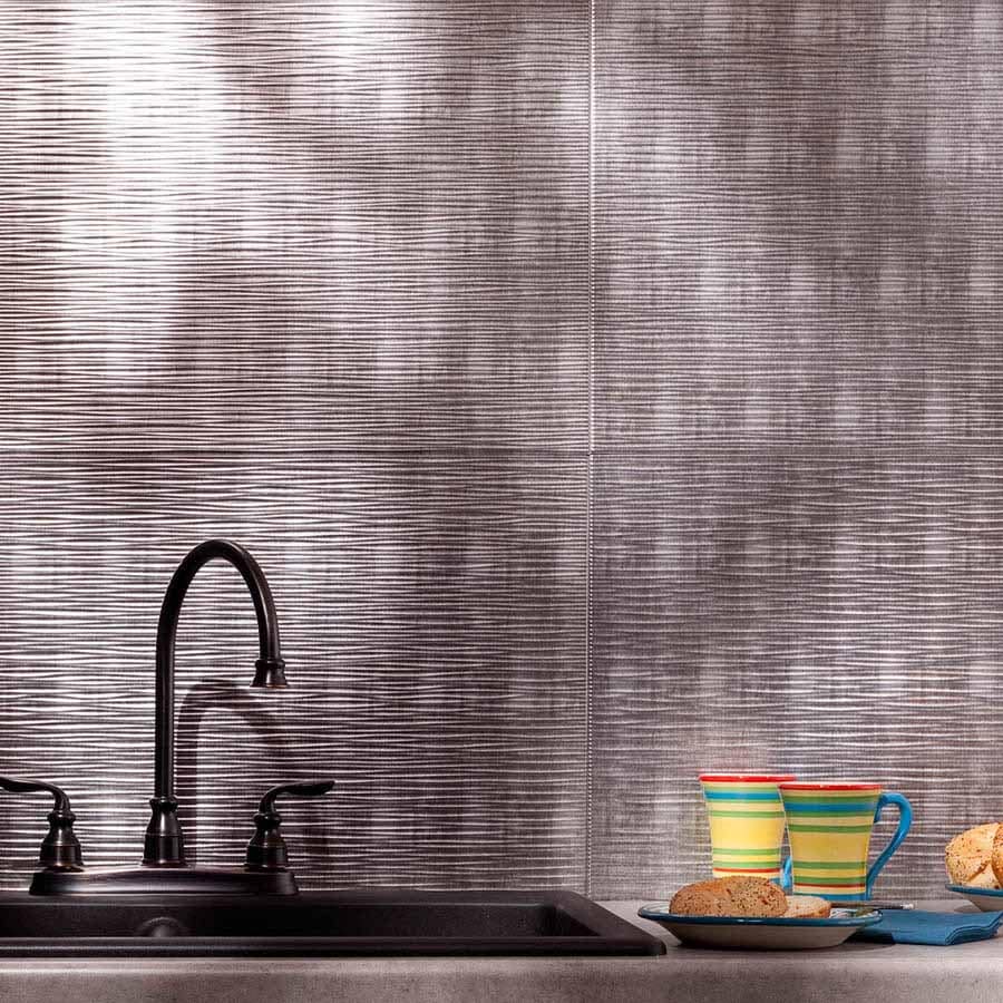 Fasade Backsplash - Ripple in Crosshatch Silver