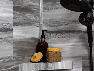 Palisade matching shelf in Hermitage Granite