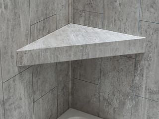 Floating bench in shower - Wind Gust