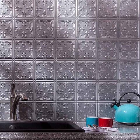 Fasade Backsplash - Traditional 10 in Argent Silver