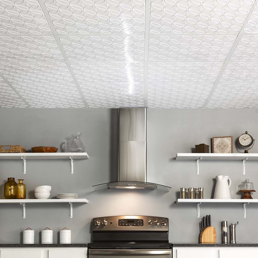 L8200_Glam1_092623_F