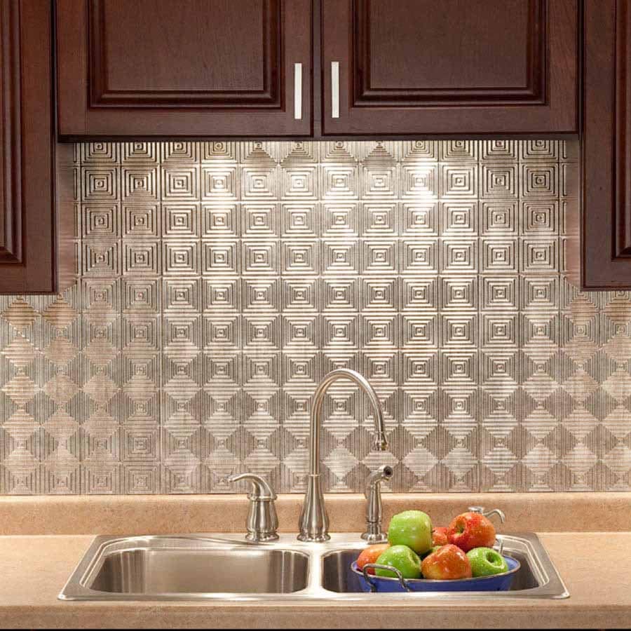 Fasade Backsplash - Miniquattro in Crosshatch Silver