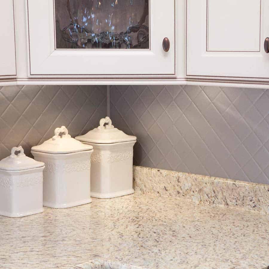 Fasade Backsplash - Quilted in Argent Silver