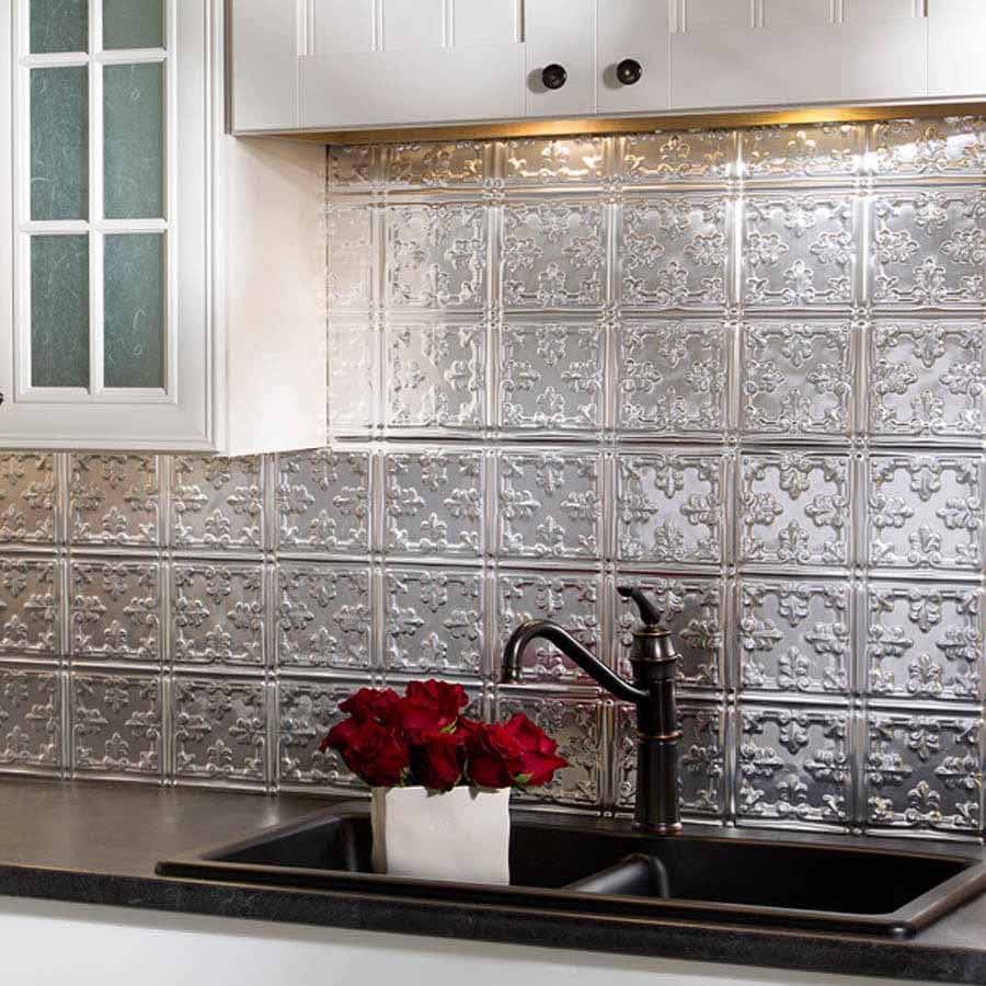 Fasade Backsplash - Traditional 10 in Brushed Aluminum