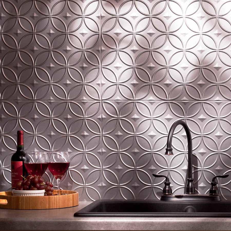 Fasade Backsplash - Rings in Argent Silver