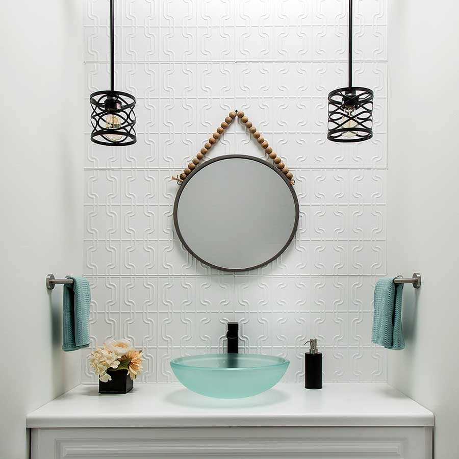 Fasade Backsplash - Chain in Matte White