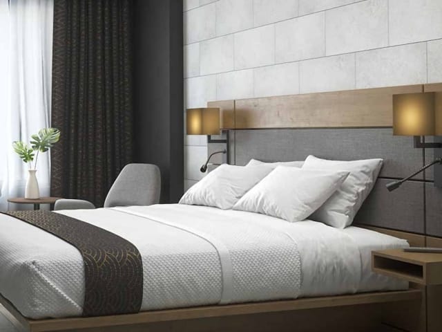 Palisade Rain Cloud in Hotel Bedroom