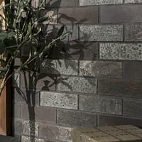 GUB04_glam2_100422_F