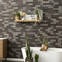 GUB04_glam9_100422_F