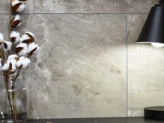 Palisade 15" x 26" Tile in Venetian Marble