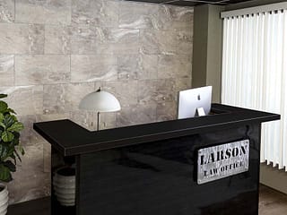 Palisade 15" x 26" Tile in Venetian Marble