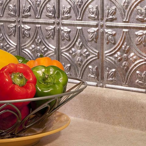 Fasade&#039;s Traditional 1 in Crosshatch Silver