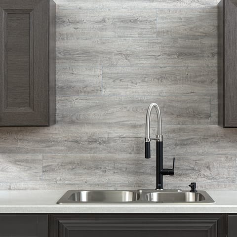 Palisade Wall Planks in Gray Oak