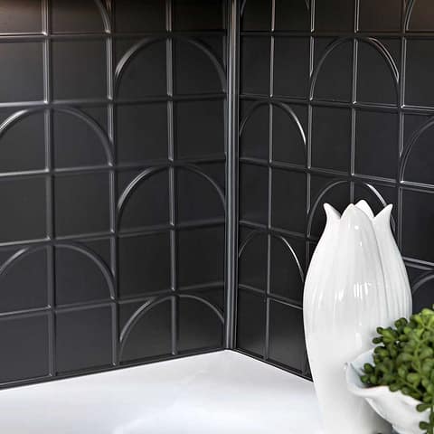 Fasade&#039;s Crescent in Matte Black