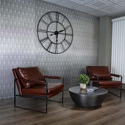 Fasade&#039;s Rib (vertical) in Argent Silver