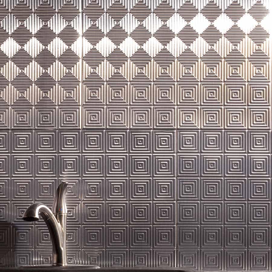 Fasade's Miniquatro in Brushed Aluminum