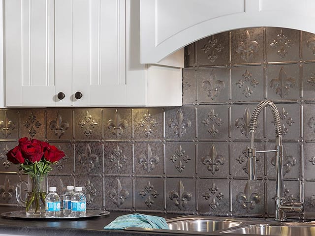 Fleur-de-Lis backsplash in Galvanized Steel