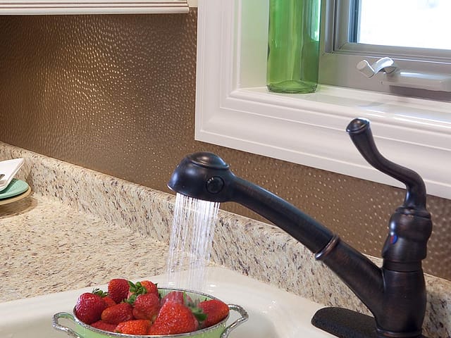 Hammered backsplash in Argent Bronze