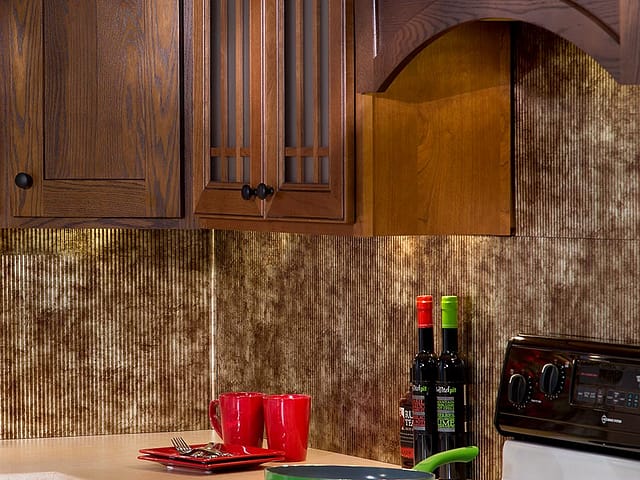 Rib backsplash in Bermuda Bronze