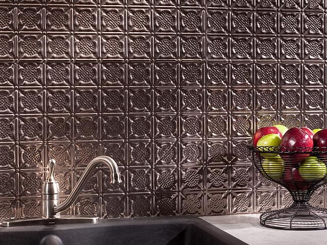 Traditional 6 backsplash in Brushed Nickel