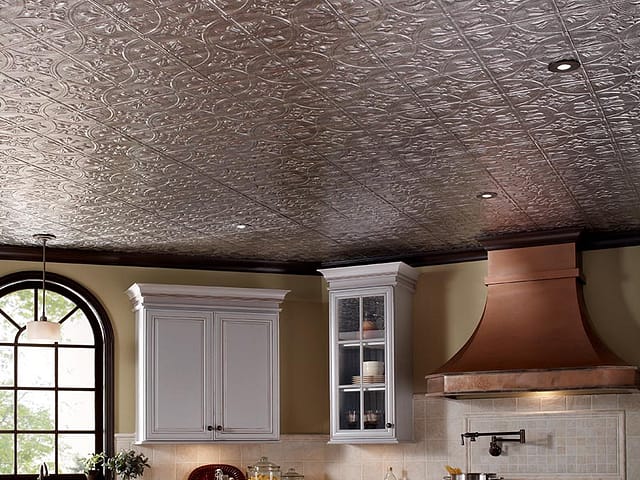 Traditional 2 ceiling in Crosshatch Silver