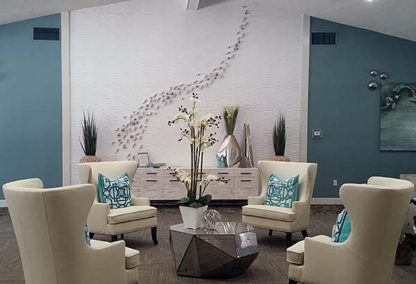 Aspen Square Management, Dunes in Matte White