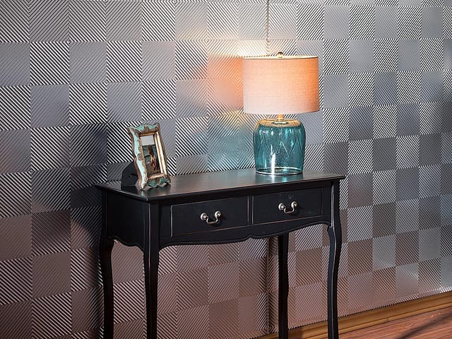 Quattro wall panel in Brushed Aluminum