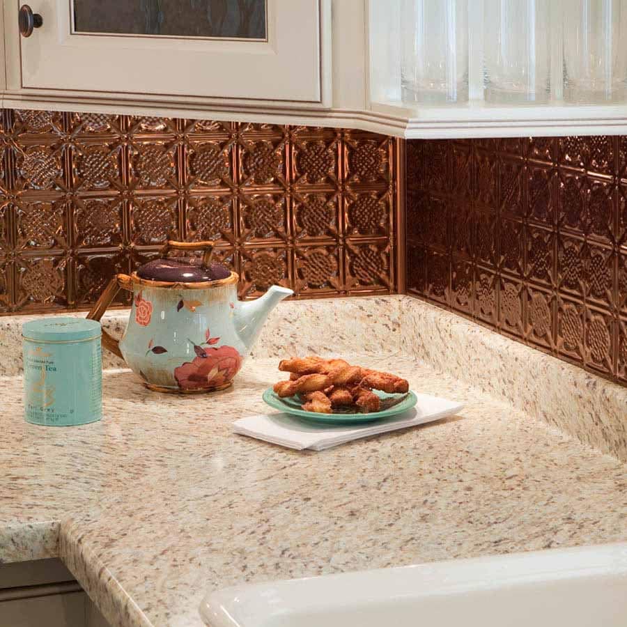 Fasade Backsplash - Traditional 6 in Oil-Rubbed Bronze