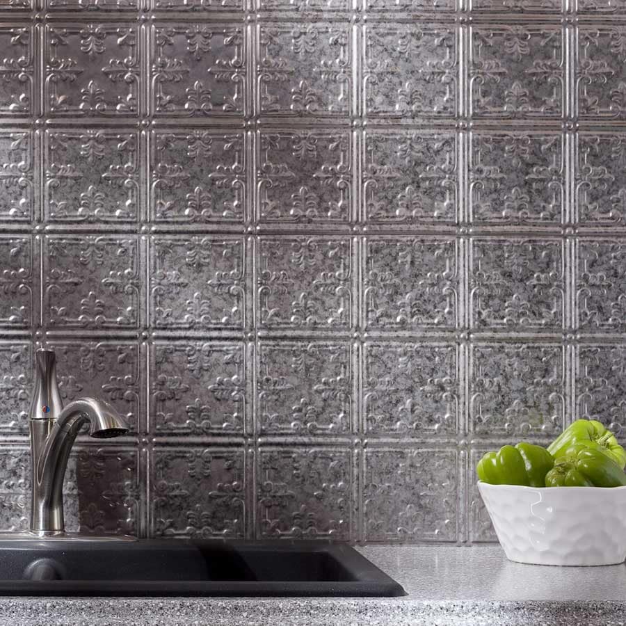 Fasade Backsplash in Traditional 10